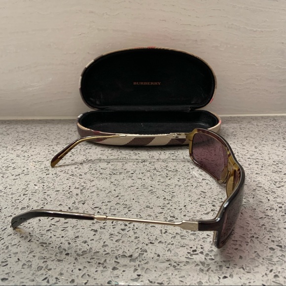 Burberry- vintage Burberry rectangle sunglasses - Picture 3 of 5